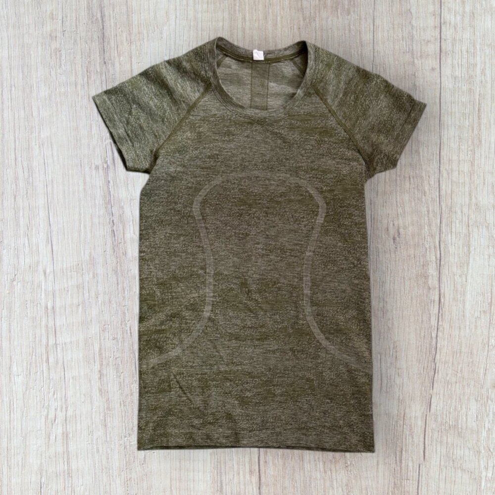 Lululemon Swiftly Tech Short Sleeve Tee Green Seamless Running Shirt Gym Top 6